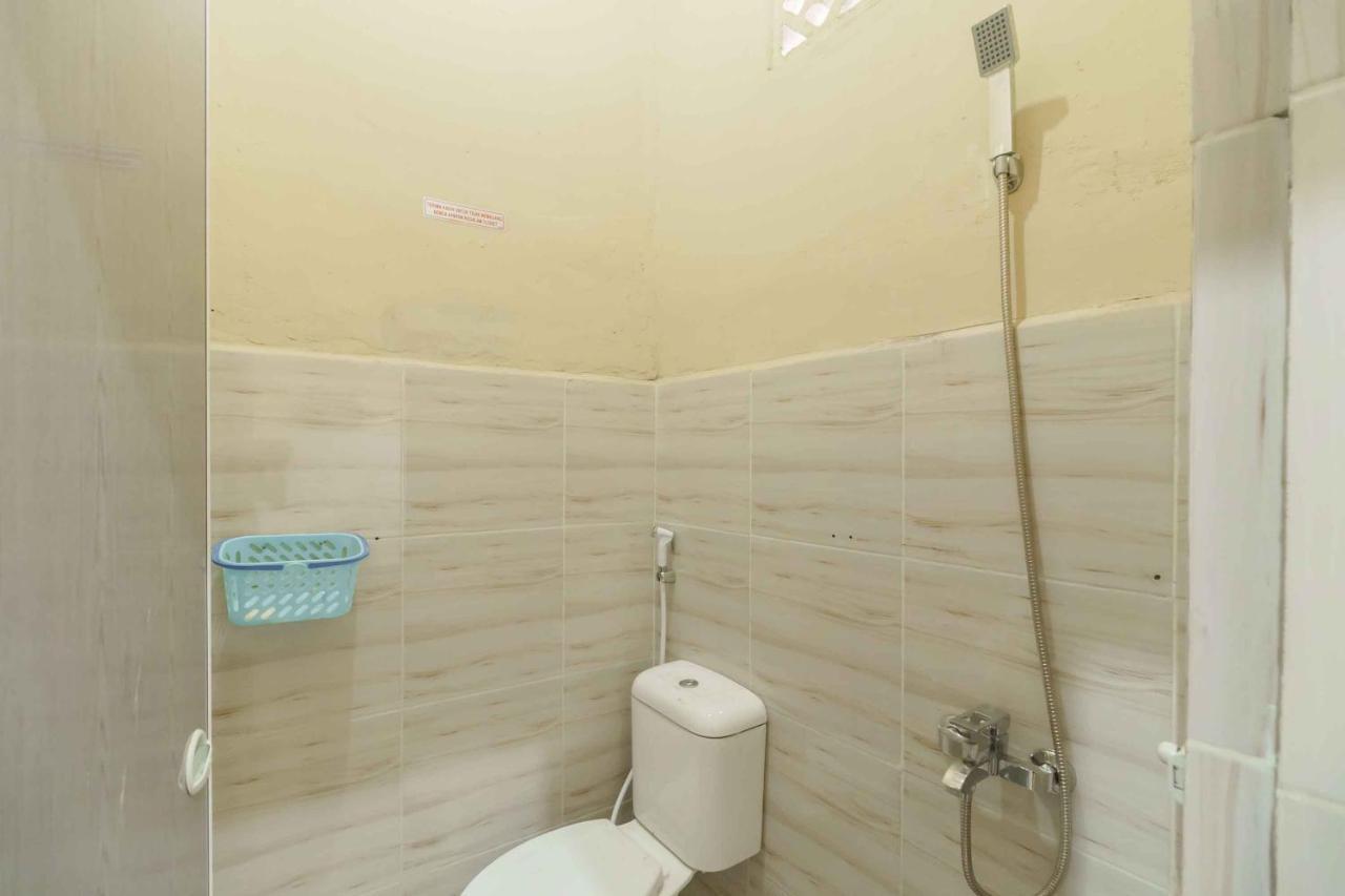 Hotel Reddoorz Near Bukit Kubu Berastagi Exterior foto